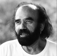 Γιάννης Υφαντής